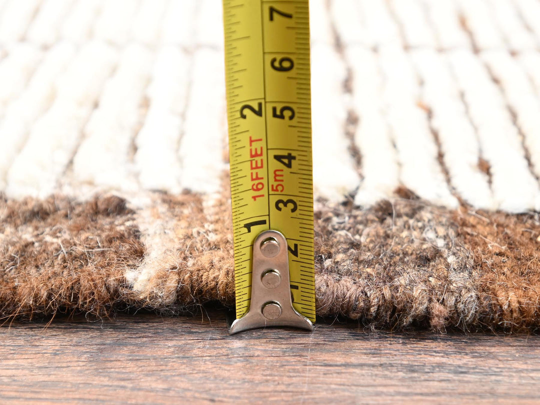 2'8" x 9'5" New Hand Knotted Ivory Wool Runner Oriental Rug - MOA1021771