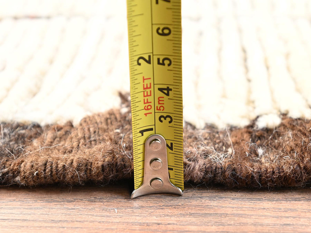 2'7" x 7'10" New Hand Knotted Ivory Wool Runner Oriental Rug - MOA1021772