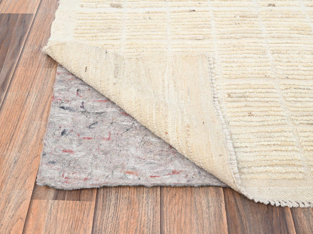 2'5" x 2'9" New Hand Knotted Ivory Wool Rectangle Oriental Rug - MOA1021780