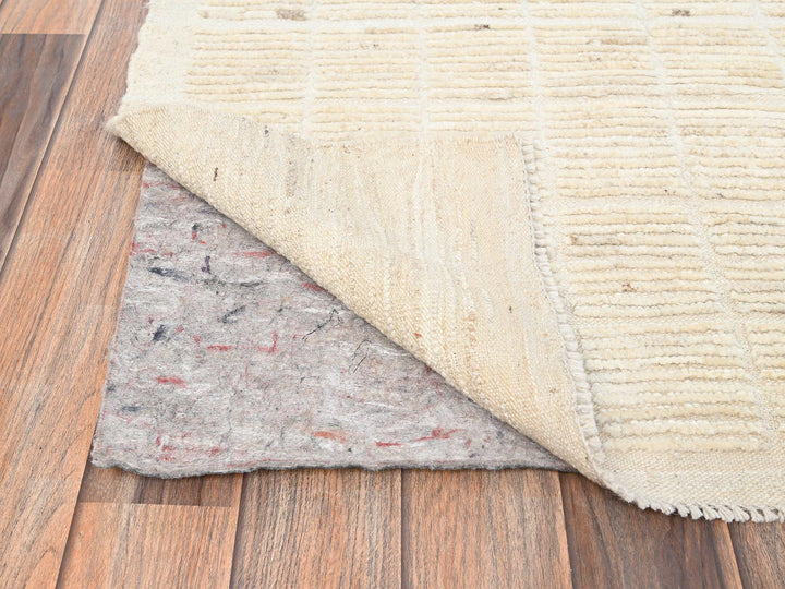 2'5" x 2'9" New Hand Knotted Ivory Wool Rectangle Oriental Rug - MOA1021780