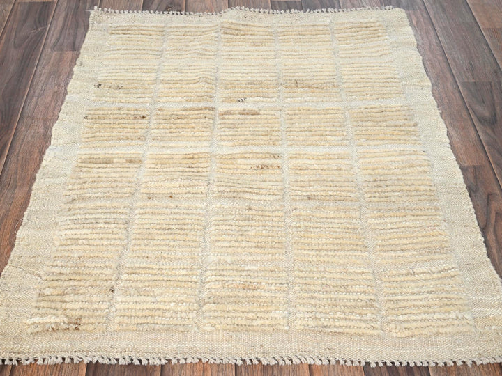 2'3" x 2'9" New Hand Knotted Ivory Wool Rectangle Oriental Rug - MOA1021781