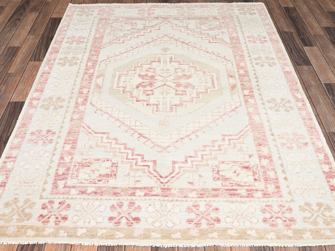 4'10" x 6'8" New Hand Knotted Grey Wool Rectangle Oriental Rug - MOA1021982