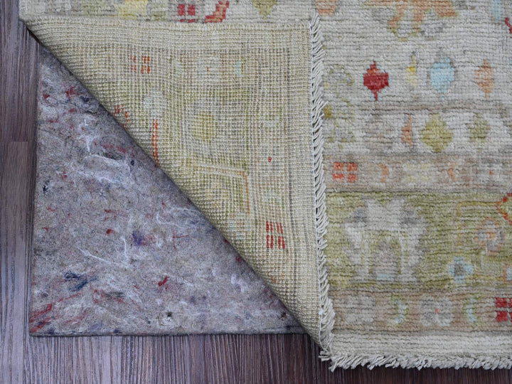 4'1" x 5'11" New Hand Knotted Grey Wool Rectangle Oriental Rug - MOA10220072