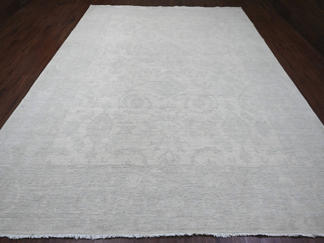 9'11" x 13'0" New Hand Knotted Ivory Wool Rectangle Oriental Rug - MOA10220161