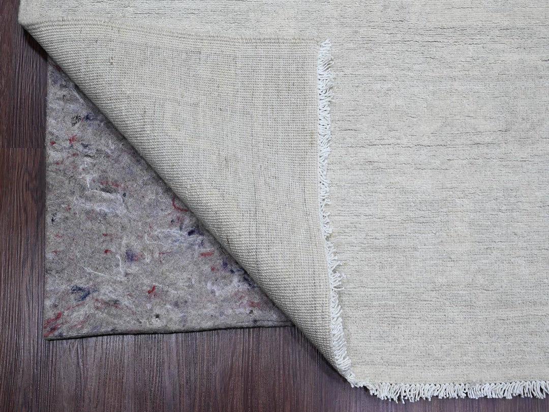 9'11" x 13'0" New Hand Knotted Ivory Wool Rectangle Oriental Rug - MOA10220161