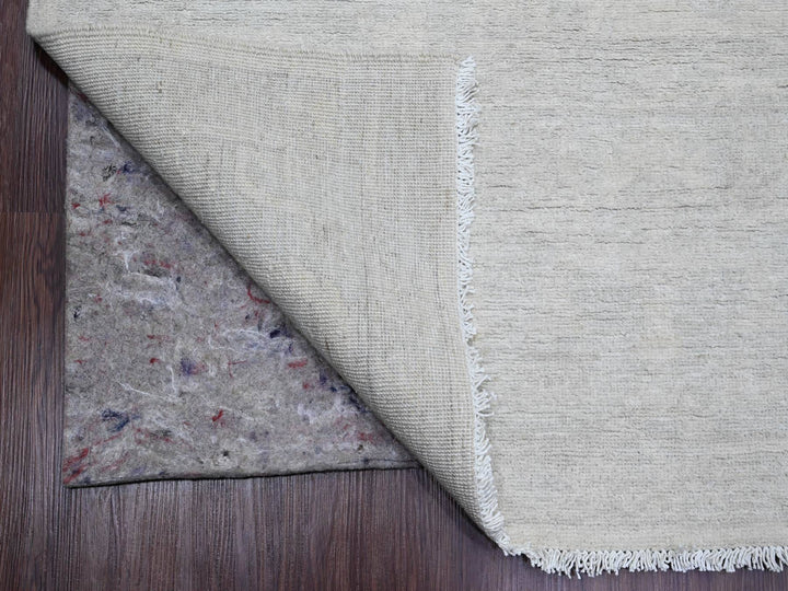 9'11" x 13'0" New Hand Knotted Ivory Wool Rectangle Oriental Rug - MOA10220161
