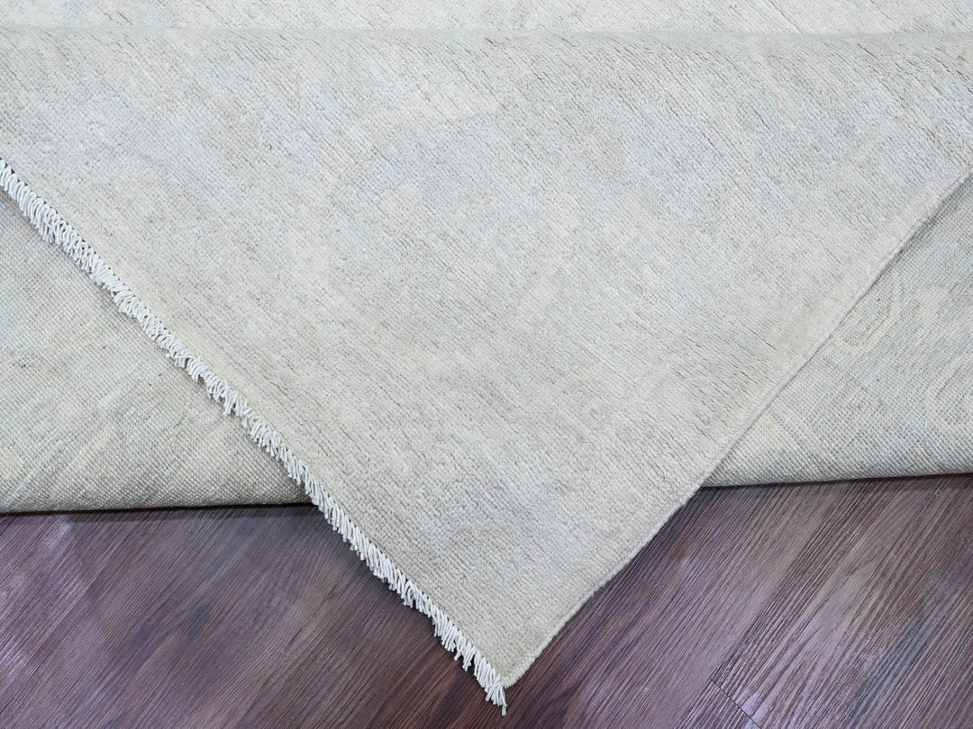 9'11" x 13'0" New Hand Knotted Ivory Wool Rectangle Oriental Rug - MOA10220161