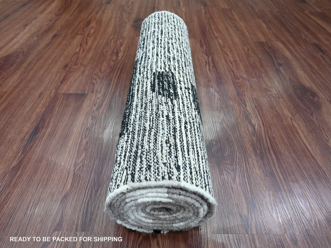 2'6" x 10'11" New Hand Knotted Ivory Wool Runner Oriental Rug - MOA10220285