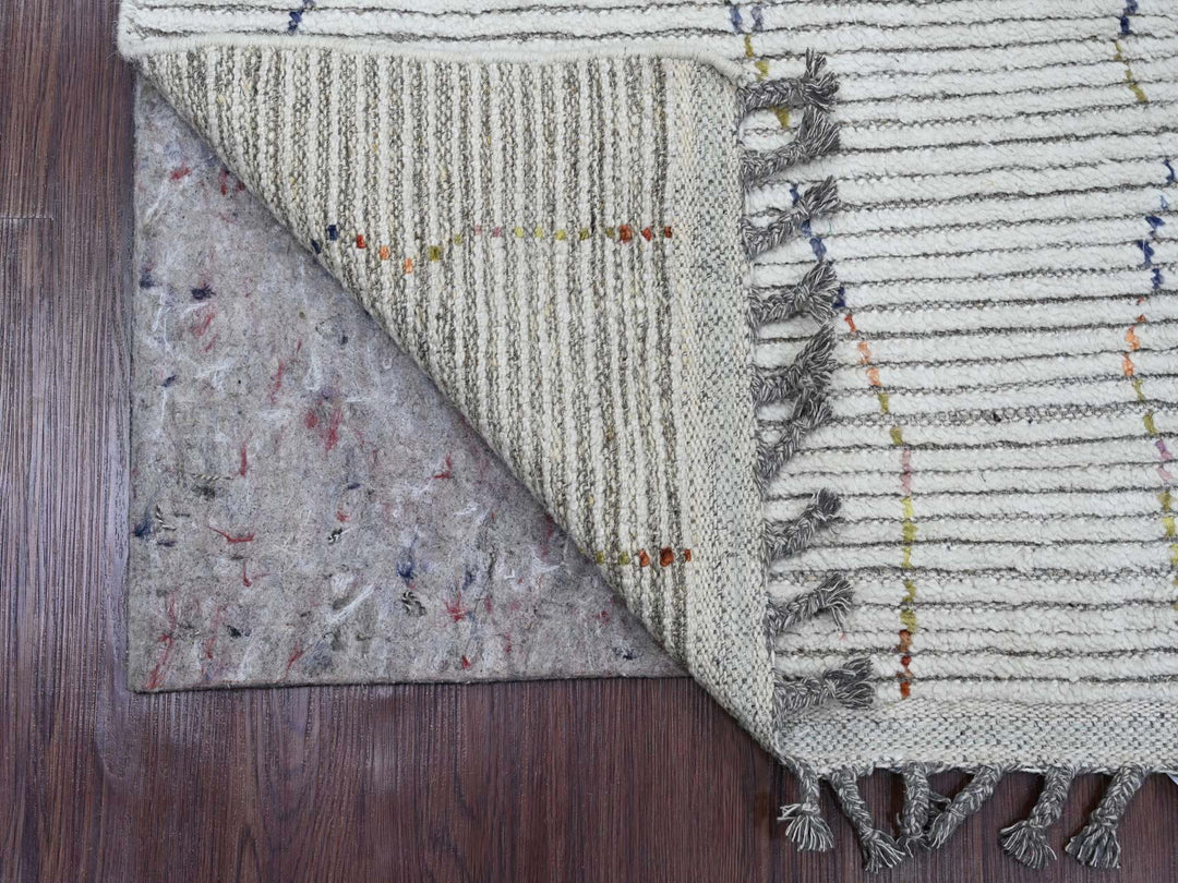 2'6" x 10'6" New Hand Knotted Ivory Wool Runner Oriental Rug - MOA10220288