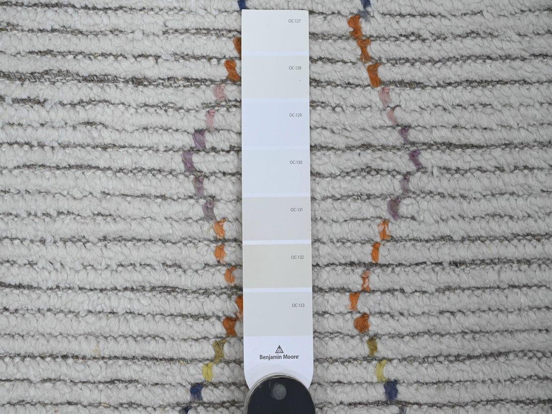 2'6" x 10'6" New Hand Knotted Ivory Wool Runner Oriental Rug - MOA10220288