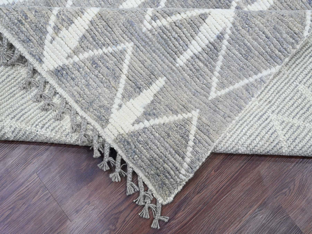 9'1" x 12'4" New Hand Knotted Grey Wool Rectangle Oriental Rug - MOA10220419