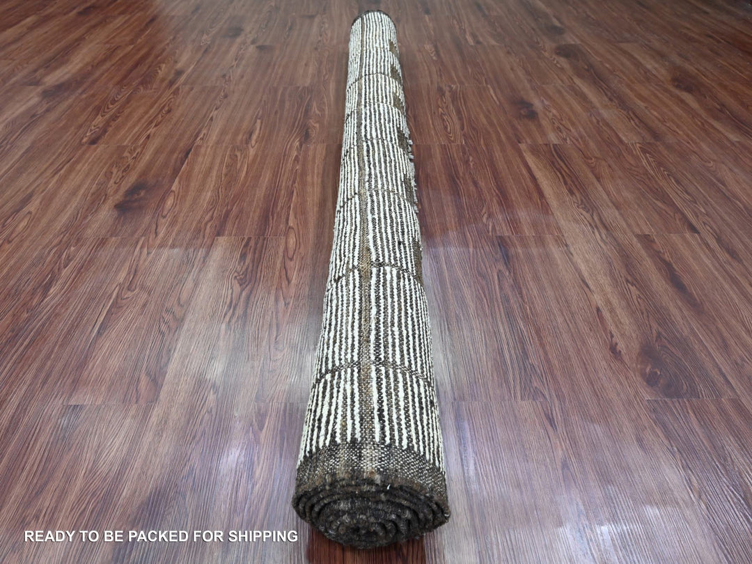 6'4" x 8'11" New Hand Knotted Brown Wool Rectangle Oriental Rug - MOA10220421