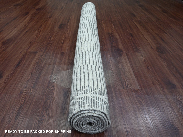 6'1" x 9'4" New Hand Knotted Grey Wool Rectangle Oriental Rug - MOA10220422