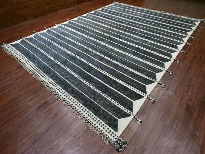 10'4" x 14'2" New Hand Knotted Black Wool Rectangle Oriental Rug - MOA10220523