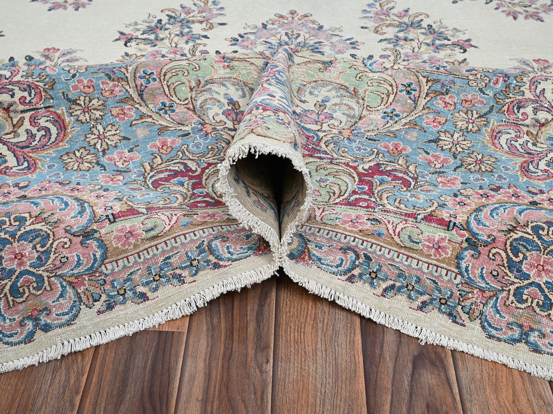 9'10" x 19'7" Vintage Hand Knotted Ivory Wool Rectangle Oriental Rug - MOA1022052
