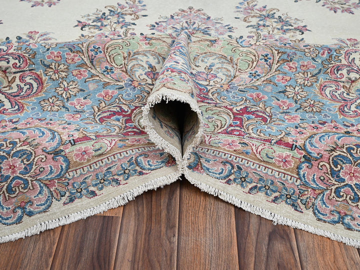 9'10" x 19'7" Vintage Hand Knotted Ivory Wool Rectangle Oriental Rug - MOA1022052