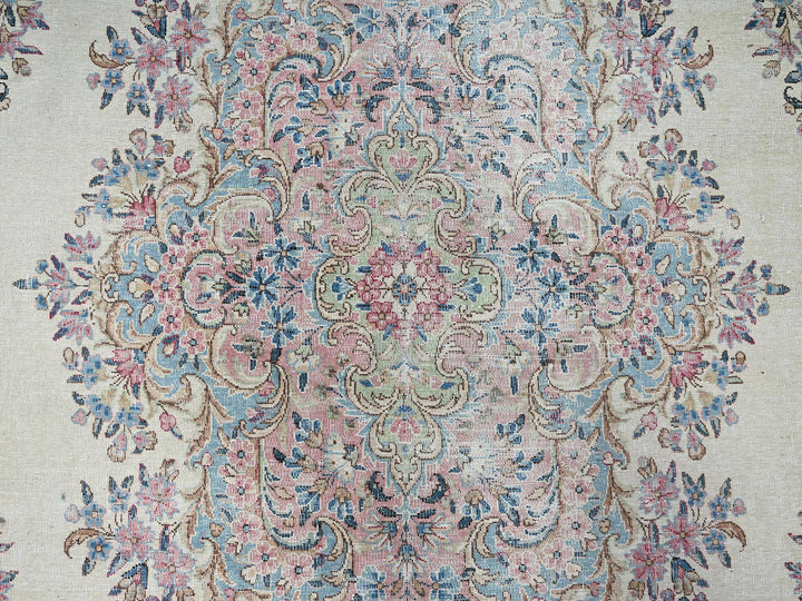 9'10" x 19'7" Vintage Hand Knotted Ivory Wool Rectangle Oriental Rug - MOA1022052