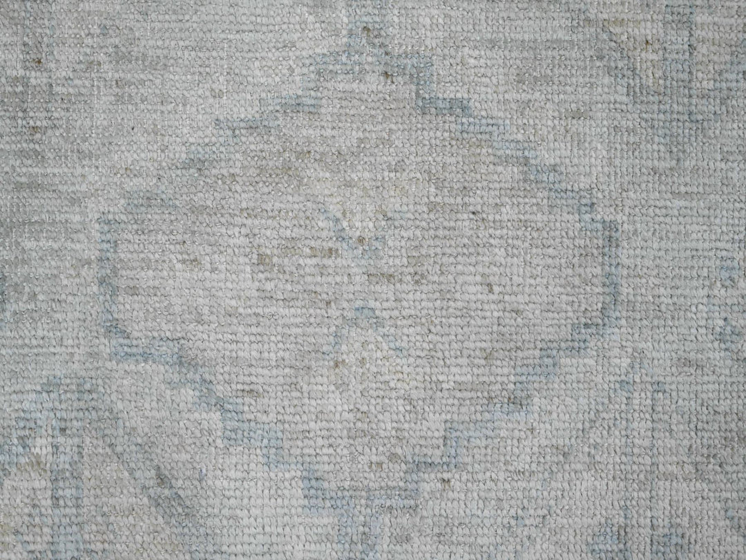 8'0" x 9'8" New Hand Knotted Grey Wool Rectangle Oriental Rug - MOA10220539