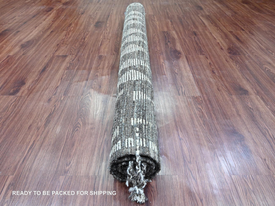 5'6" x 8'0" New Hand Knotted Grey Wool Rectangle Oriental Rug - MOA10220546