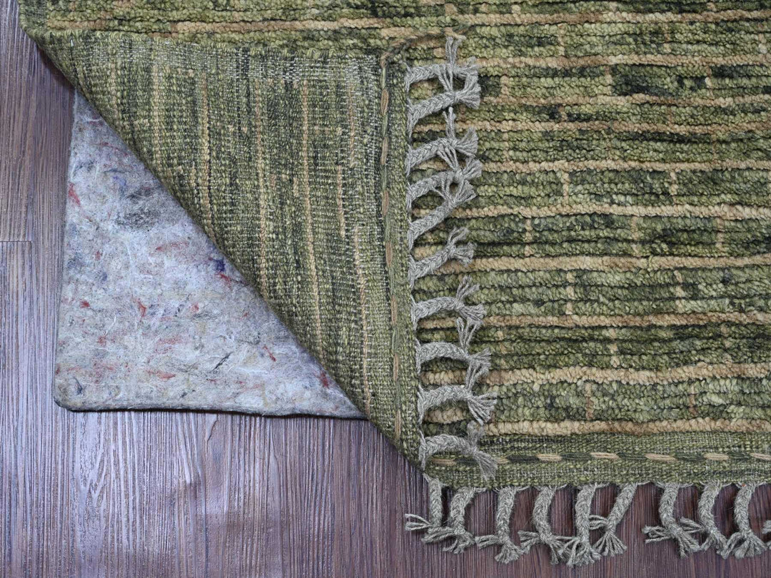 4'5" x 7'8" New Hand Knotted Green Wool Rectangle Oriental Rug - MOA10220549