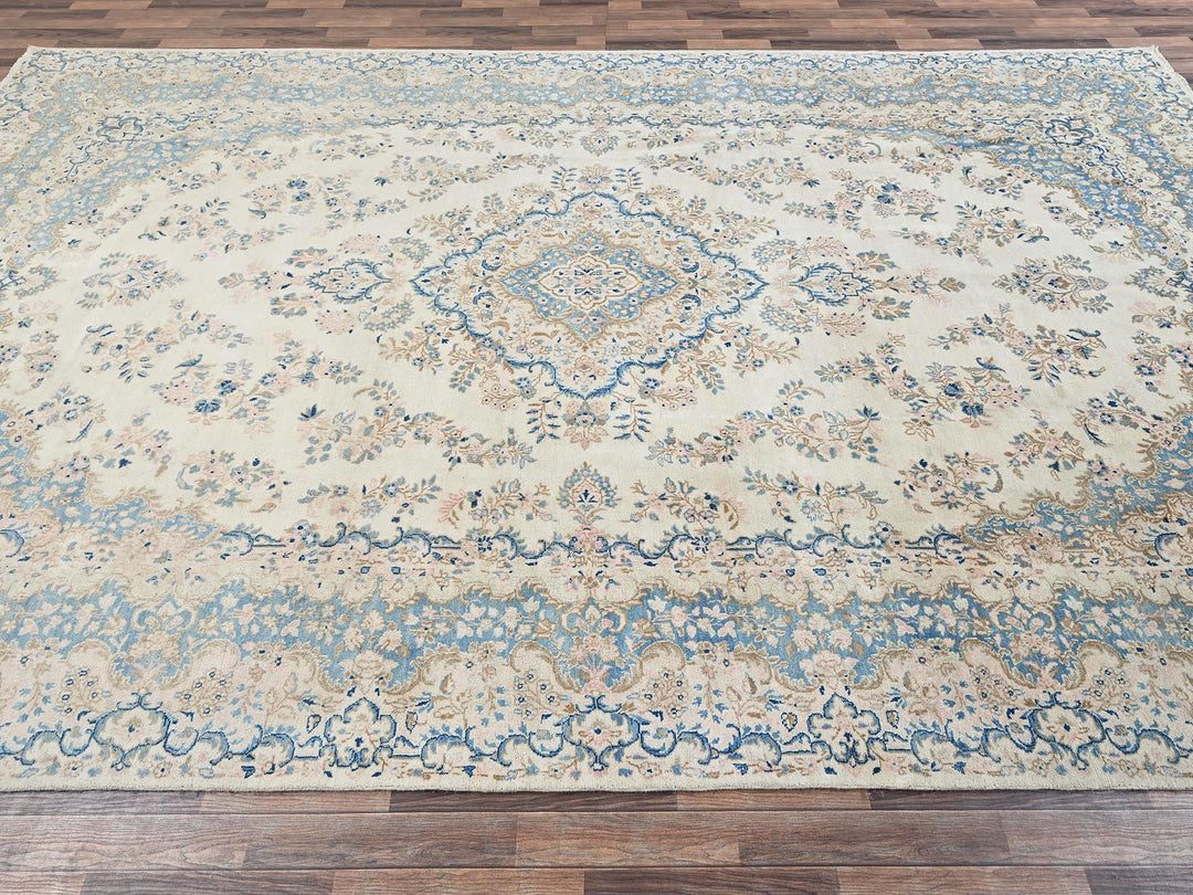 10'1" x 16'9" Vintage Hand Knotted Ivory Wool Rectangle Oriental Rug - MOA1022059