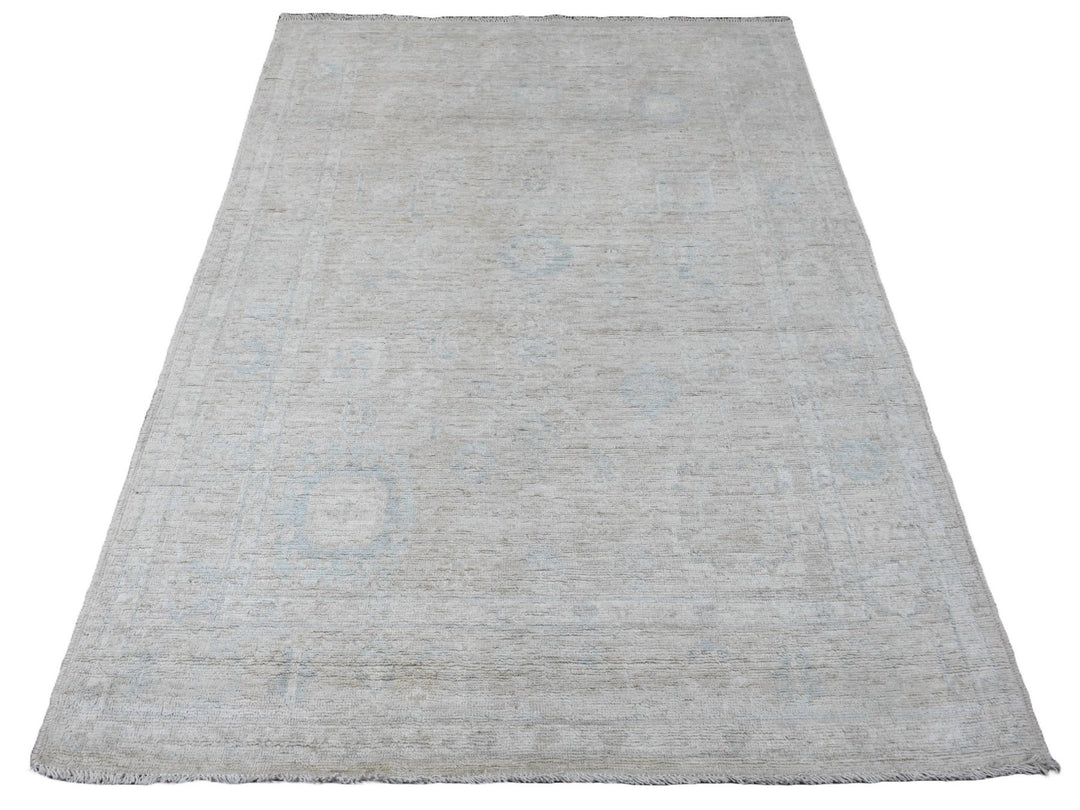 5'1" x 6'7" New Hand Knotted Ivory Wool Rectangle Oriental Rug - MOA10220604