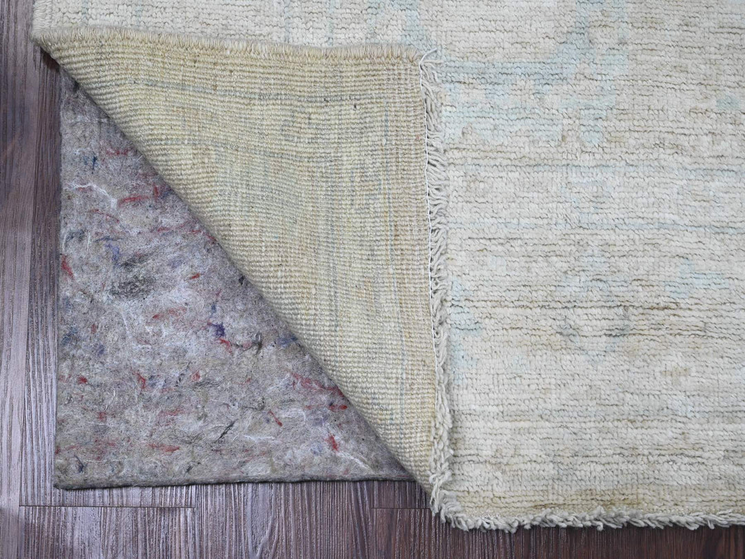 5'1" x 6'7" New Hand Knotted Ivory Wool Rectangle Oriental Rug - MOA10220604