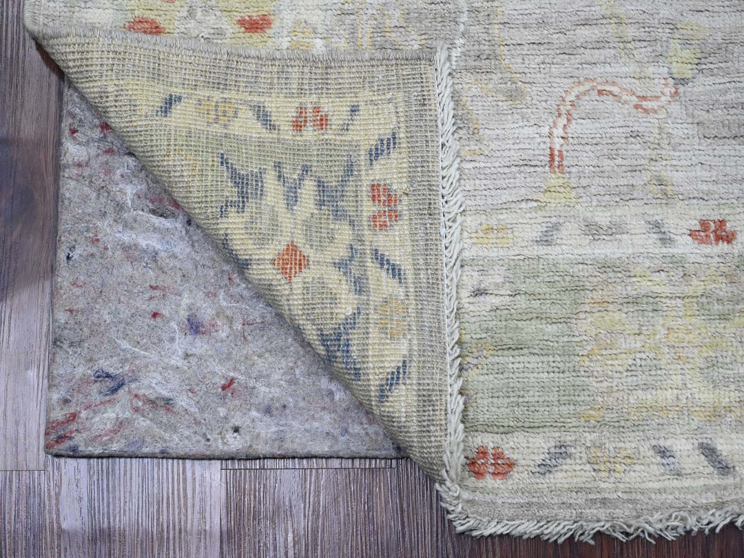 5'1" x 6'7" New Hand Knotted Grey Wool Rectangle Oriental Rug - MOA10220605