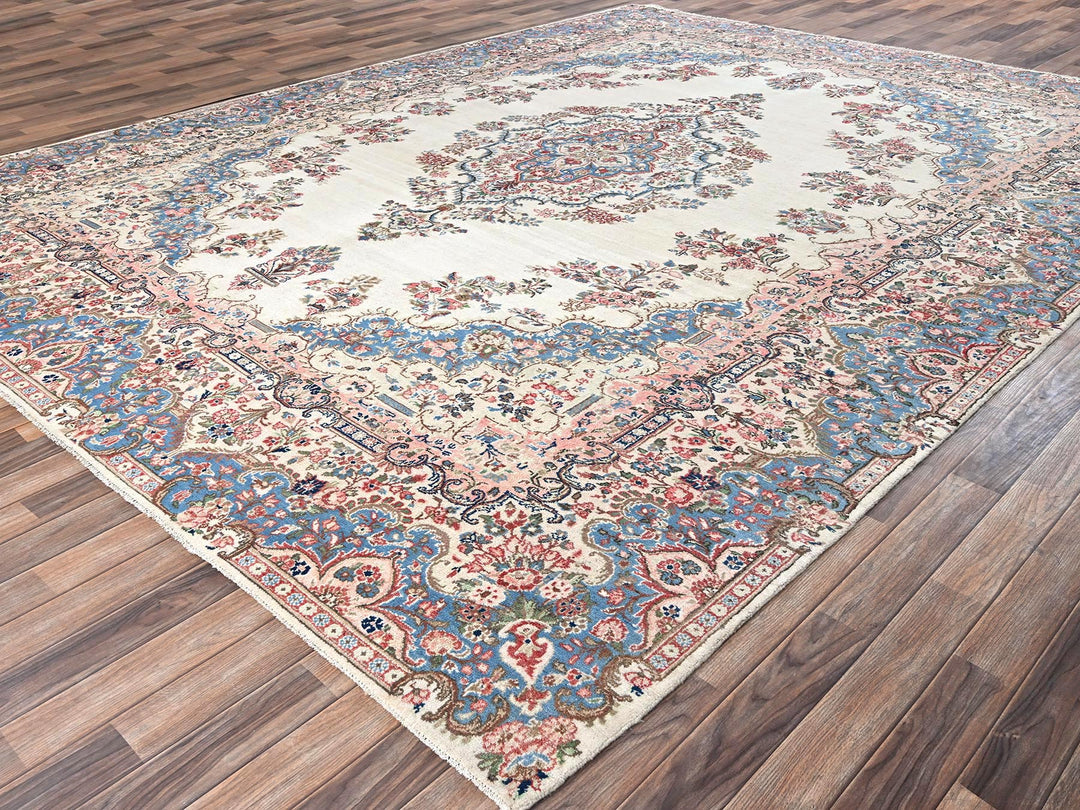 10'3" x 13'2" Vintage Hand Knotted Ivory Wool Rectangle Oriental Rug - MOA1022064