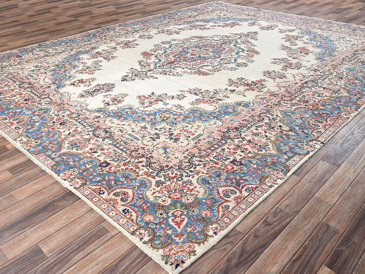 10'3" x 13'2" Vintage Hand Knotted Ivory Wool Rectangle Oriental Rug - MOA1022064