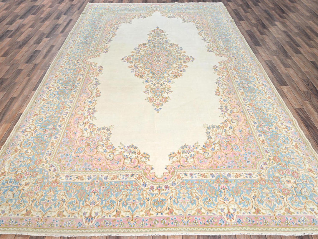8'9" x 15'2" Vintage Hand Knotted Ivory Wool Rectangle Oriental Rug - MOA1022067