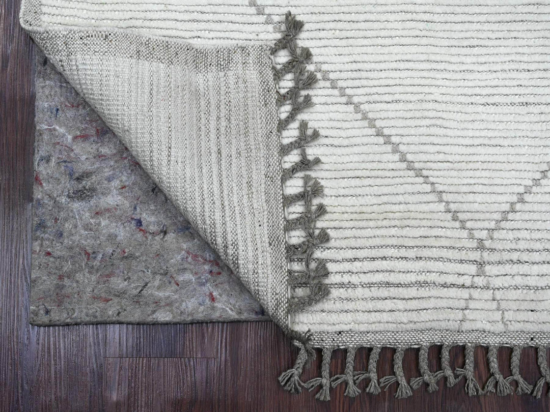 4'1" x 6'8" New Hand Knotted Ivory Wool Rectangle Oriental Rug - MOA10220744