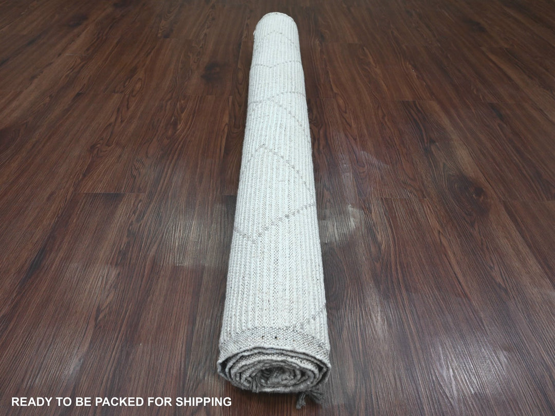4'1" x 6'8" New Hand Knotted Ivory Wool Rectangle Oriental Rug - MOA10220744