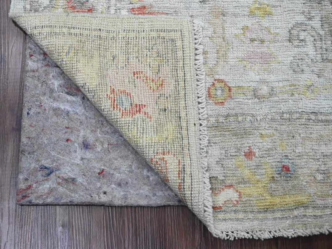 4'2" x 5'7" New Hand Knotted Grey Wool Rectangle Oriental Rug - MOA10220765