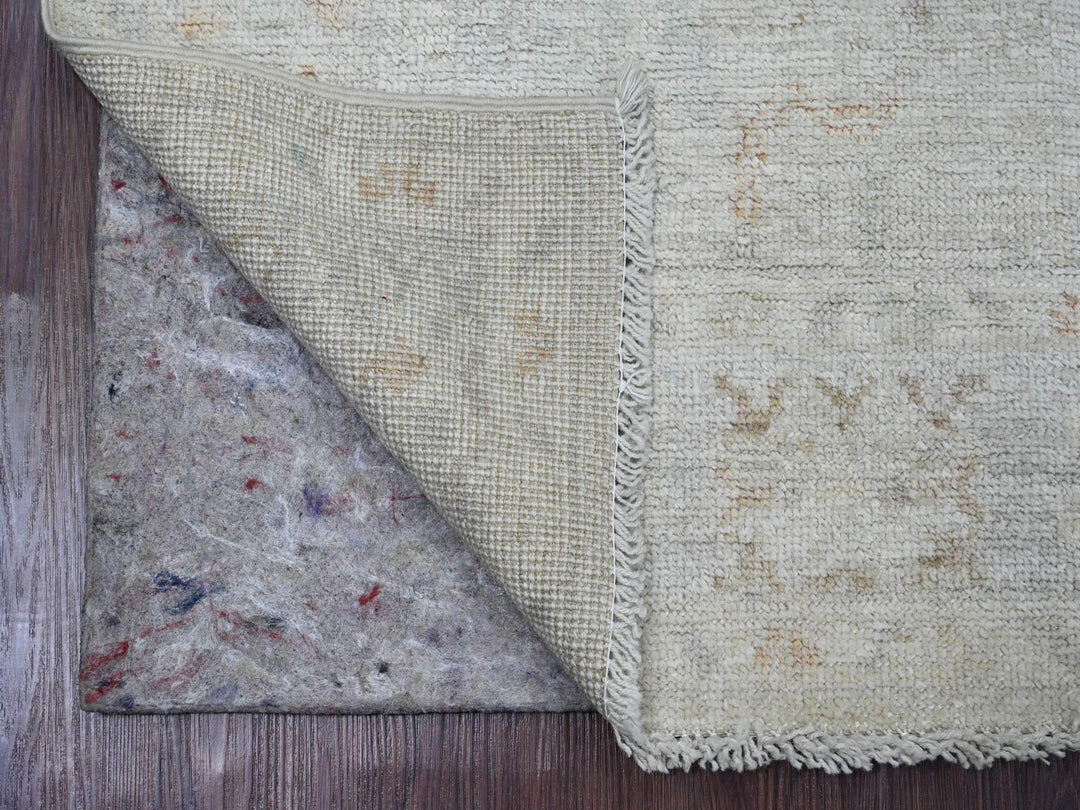 3'11" x 5'11" New Hand Knotted Grey Wool Rectangle Oriental Rug - MOA10220766