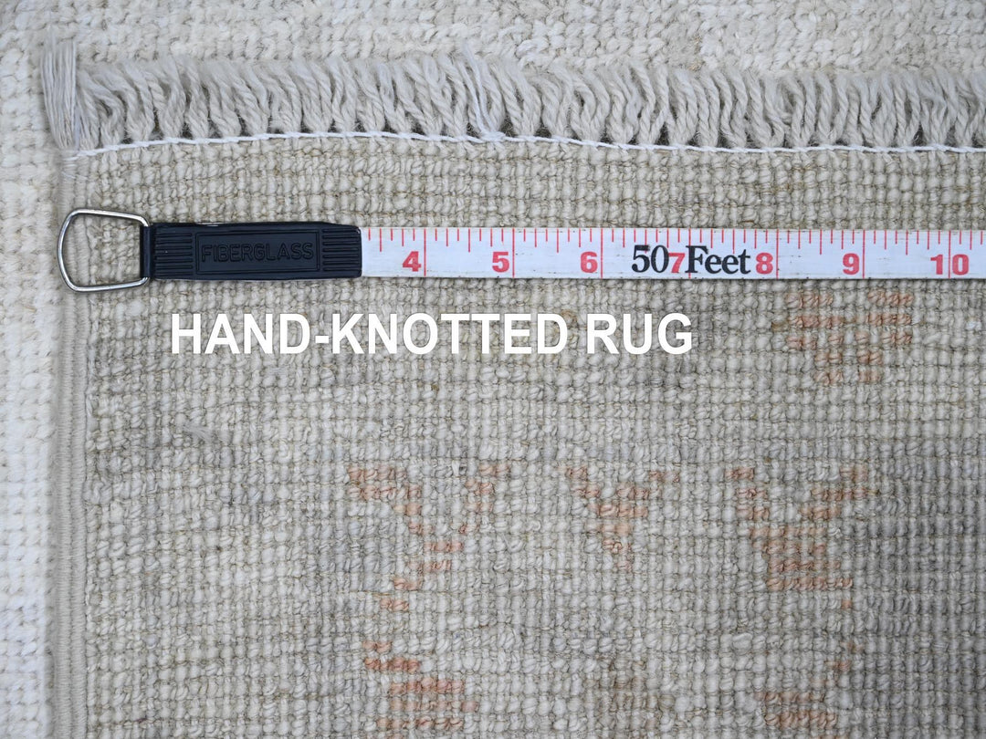 3'11" x 5'11" New Hand Knotted Grey Wool Rectangle Oriental Rug - MOA10220766