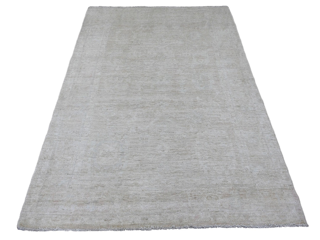 5'0" x 7'0" New Hand Knotted Ivory Wool Rectangle Oriental Rug - MOA10220779