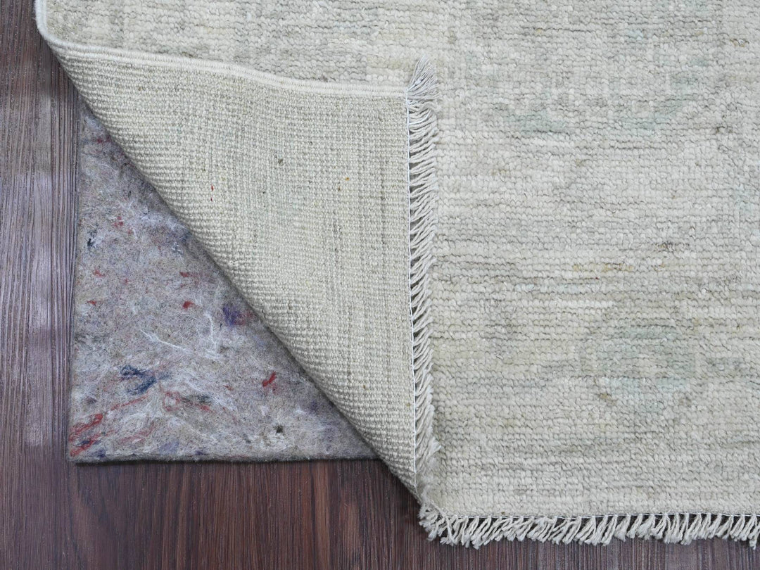 2'8" x 11'4" New Hand Knotted Ivory Wool Runner Oriental Rug - MOA10220788