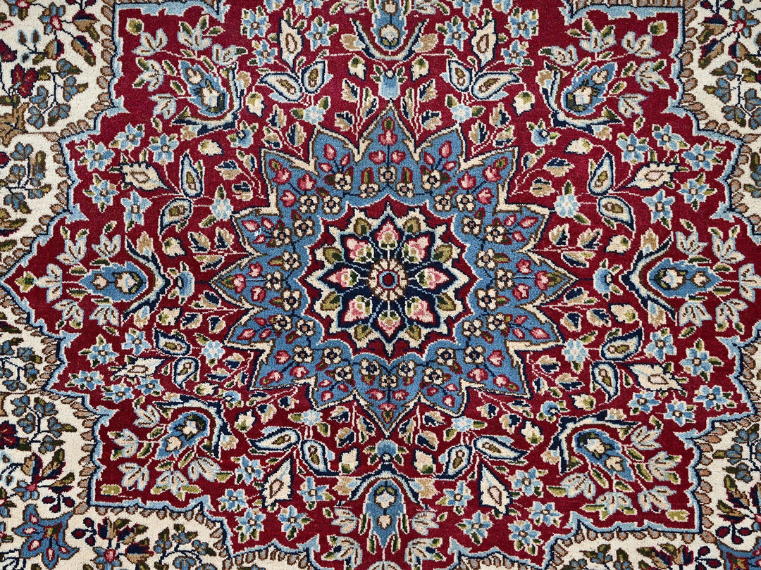 9'10" x 12'7" Vintage Hand Knotted Ivory Wool Rectangle Oriental Rug - MOA1022078