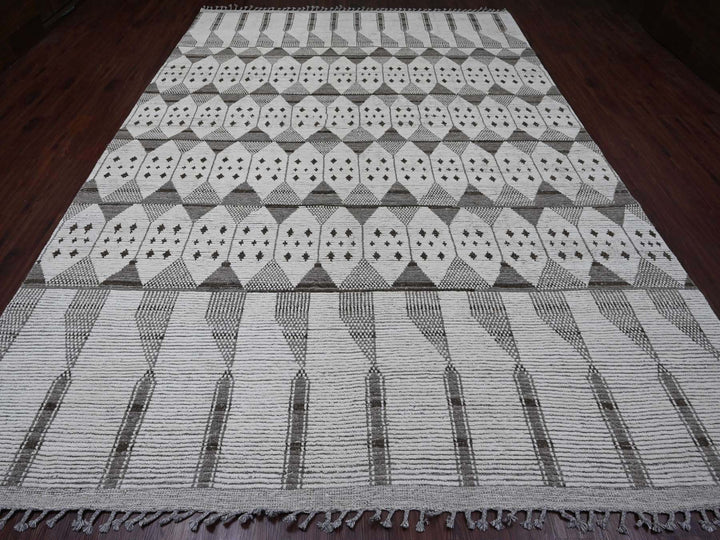 9'3" x 13'2" New Hand Knotted Ivory Wool Rectangle Oriental Rug - MOA10220832