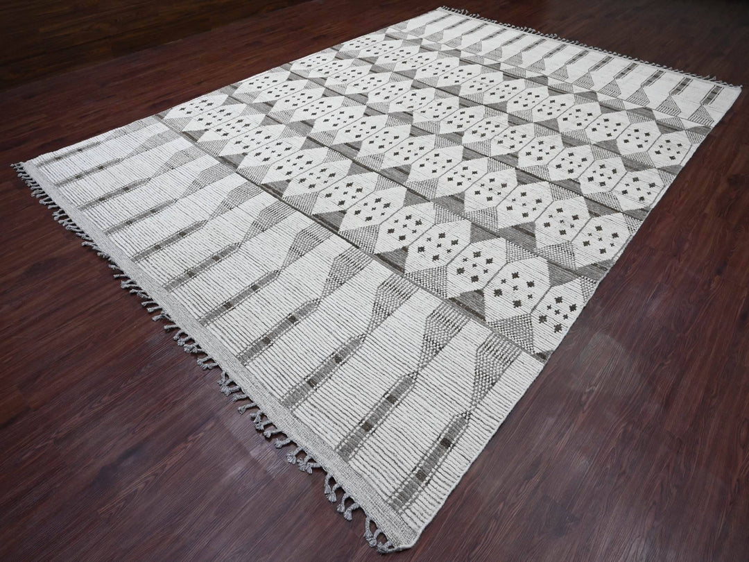 9'3" x 13'2" New Hand Knotted Ivory Wool Rectangle Oriental Rug - MOA10220832
