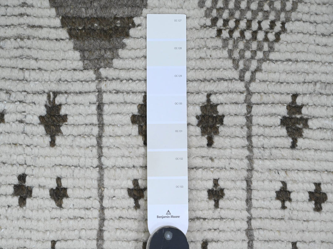 9'3" x 13'2" New Hand Knotted Ivory Wool Rectangle Oriental Rug - MOA10220832