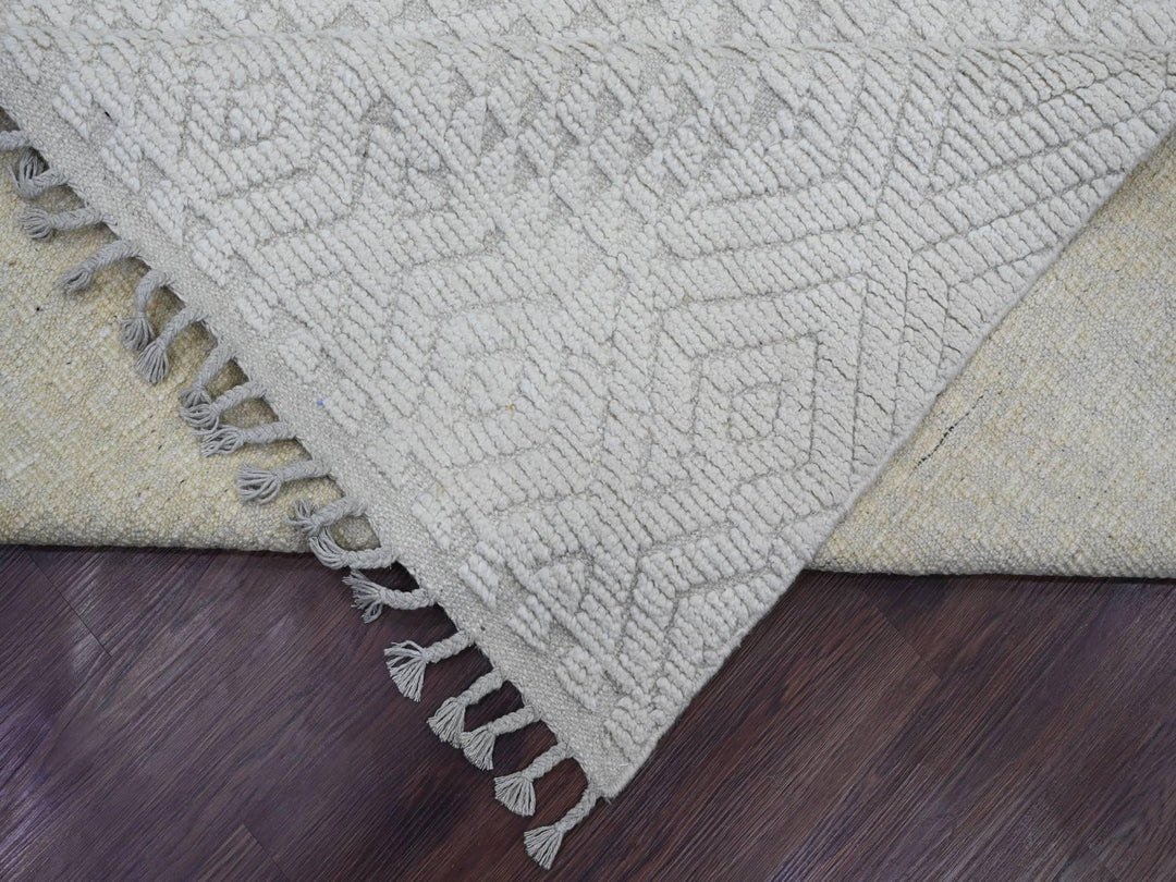 8'10" x 12'8" New Hand Knotted Ivory Wool Rectangle Oriental Rug - MOA10220833