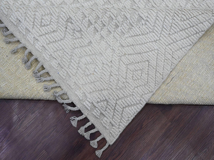 8'10" x 12'8" New Hand Knotted Ivory Wool Rectangle Oriental Rug - MOA10220833
