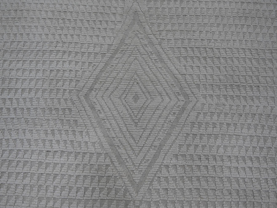 8'10" x 12'8" New Hand Knotted Ivory Wool Rectangle Oriental Rug - MOA10220833