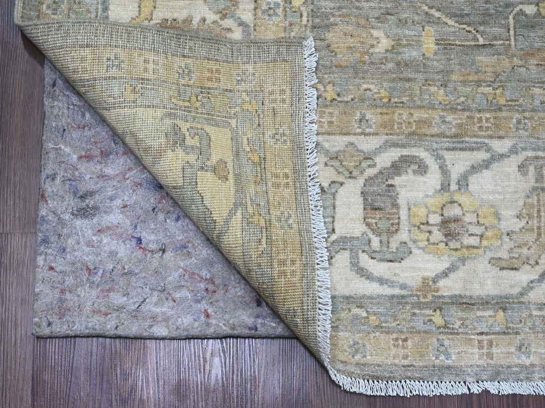 7'11" x 9'11" New Hand Knotted Grey Wool Rectangle Oriental Rug - MOA10220991