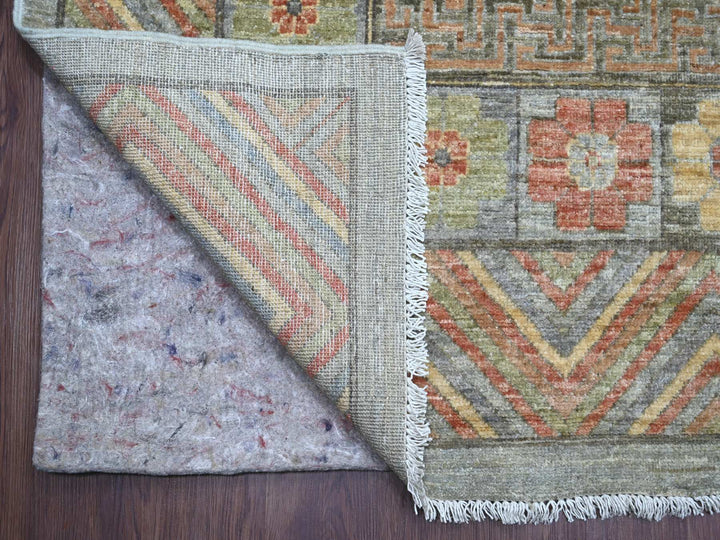 9'10" x 13'9" New Hand Knotted Grey Wool Rectangle Oriental Rug - MOA10221043