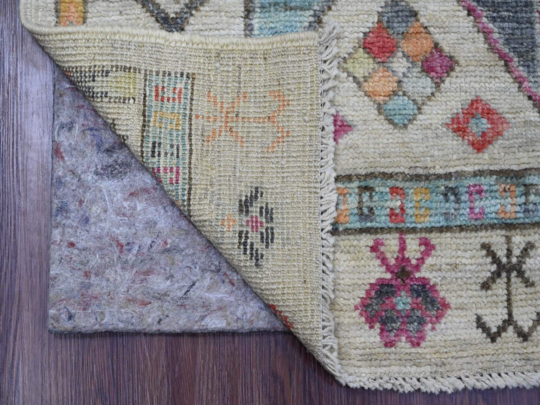 2'8" x 7'3" New Hand Knotted Ivory Wool Runner Oriental Rug - MOA10221058