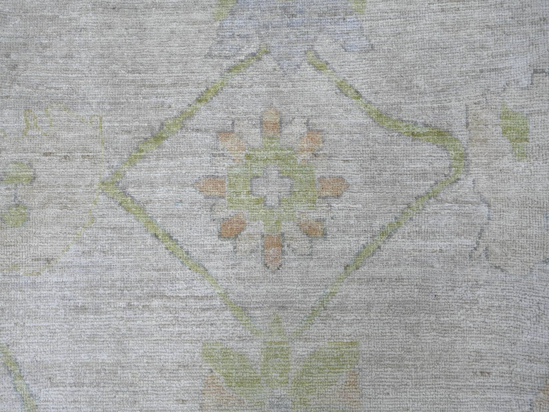 9'8" x 13'8" New Hand Knotted Grey Wool Rectangle Oriental Rug - MOA10221483