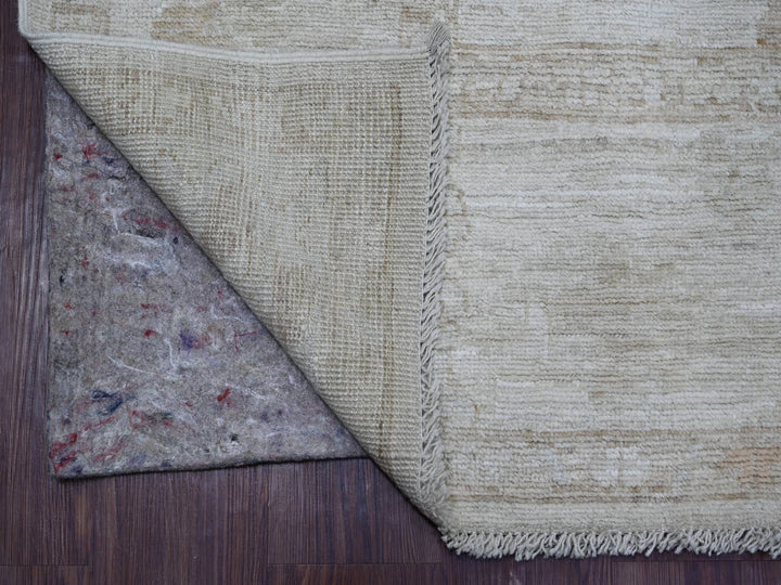 8'0" x 9'10" New Hand Knotted Grey Wool Rectangle Oriental Rug - MOA10221609
